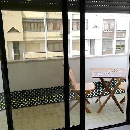 Large Apartment Near The Beach And Lisbon كوستا دا كاباريكا المظهر الخارجي الصورة