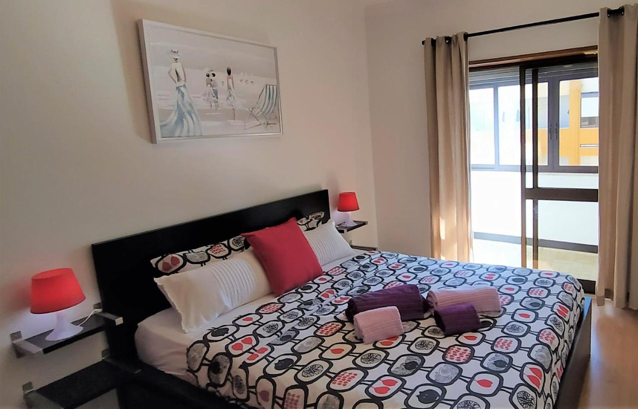 Large Apartment Near The Beach And Lisbon كوستا دا كاباريكا المظهر الخارجي الصورة