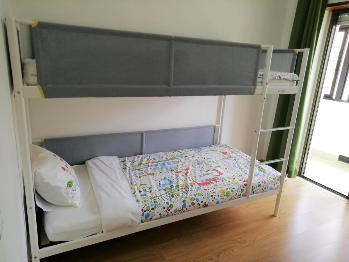 Large Apartment Near The Beach And Lisbon كوستا دا كاباريكا المظهر الخارجي الصورة